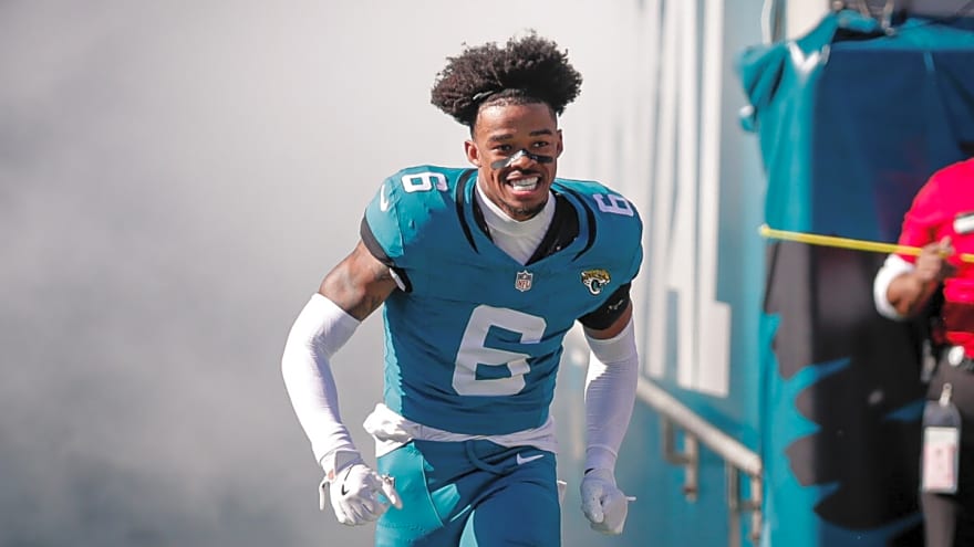 Packers linked to young free agent who could become obvious solution to lingering roster issue