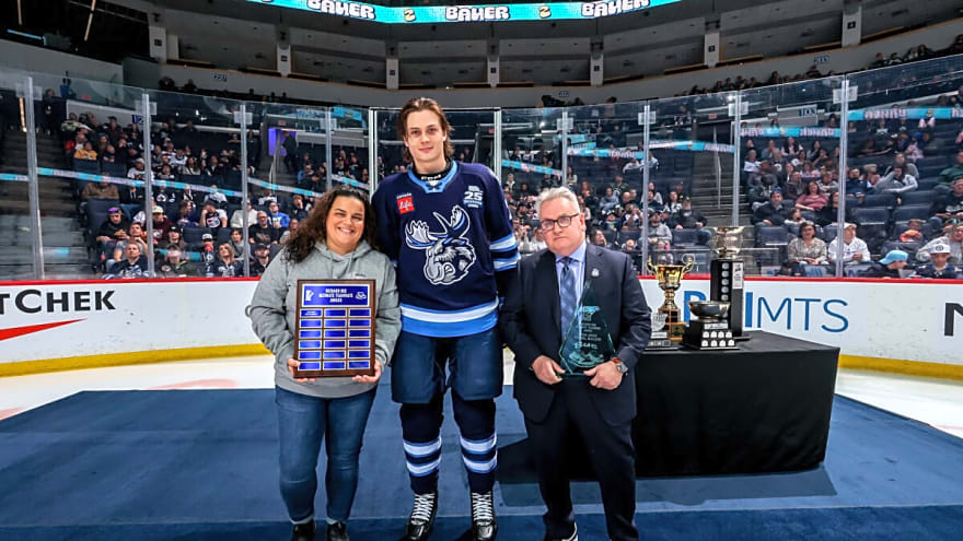 Jets Re-Sign Bauer to 1-Year, 2-Way Contract