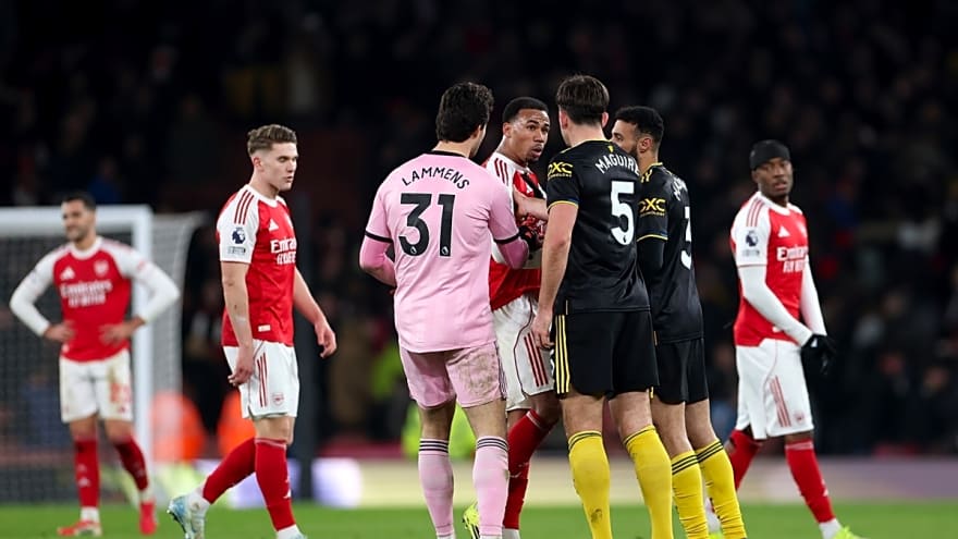 'Sobering day' Gary Neville reacts to Arsenal’s loss against Man Utd