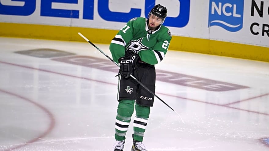 NHL Insider Reveals Big Update on Stars&#39; Jason Robertson Situation