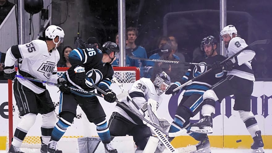 Kuemper’s Brilliant Performance Allows Kings to Survive Against Sharks  
