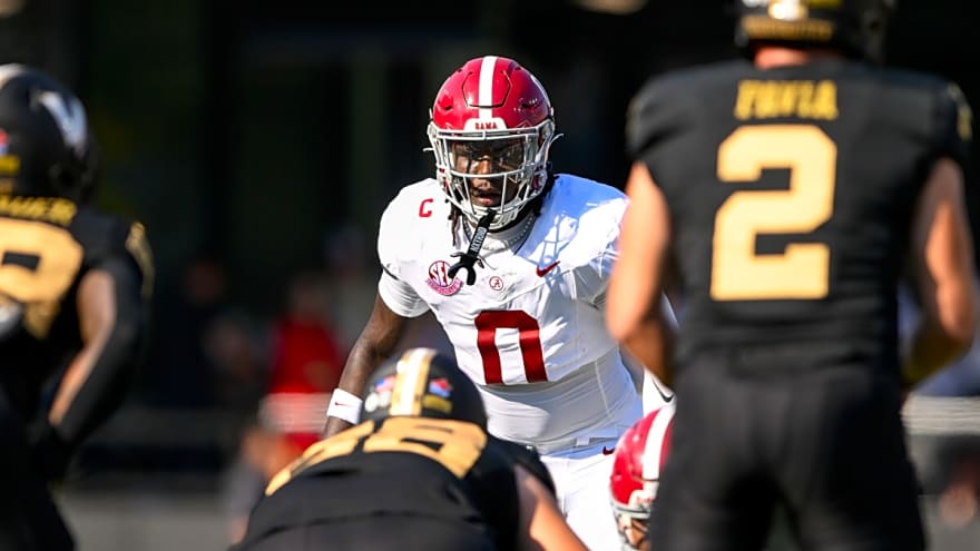 Alabama LB Deontae Lawson didn&#39;t hold back with response to Tommy Castellanos&#39; comments: &#39;All disrespect will be addressed accordingly&#39;