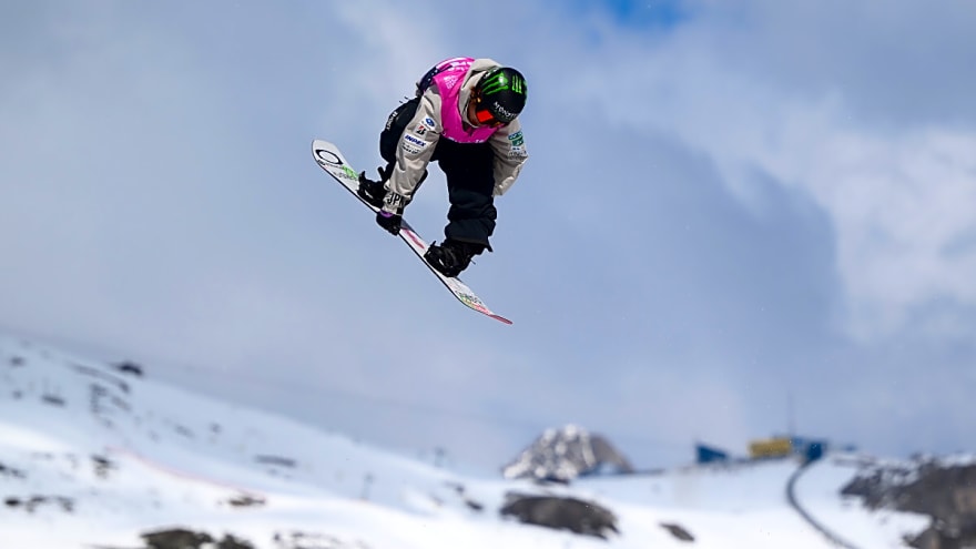 How To Pick Your FLYP Fantasy Lineup for Snowboarding&#39;s FIS Big Air This Weekend