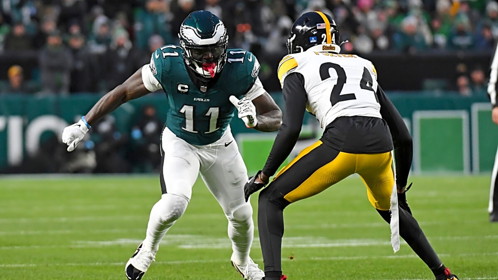 Cryptic message from superstar WR should trigger Steelers GM Omar Khan to make a blockbuster trade that suddenly seems possible