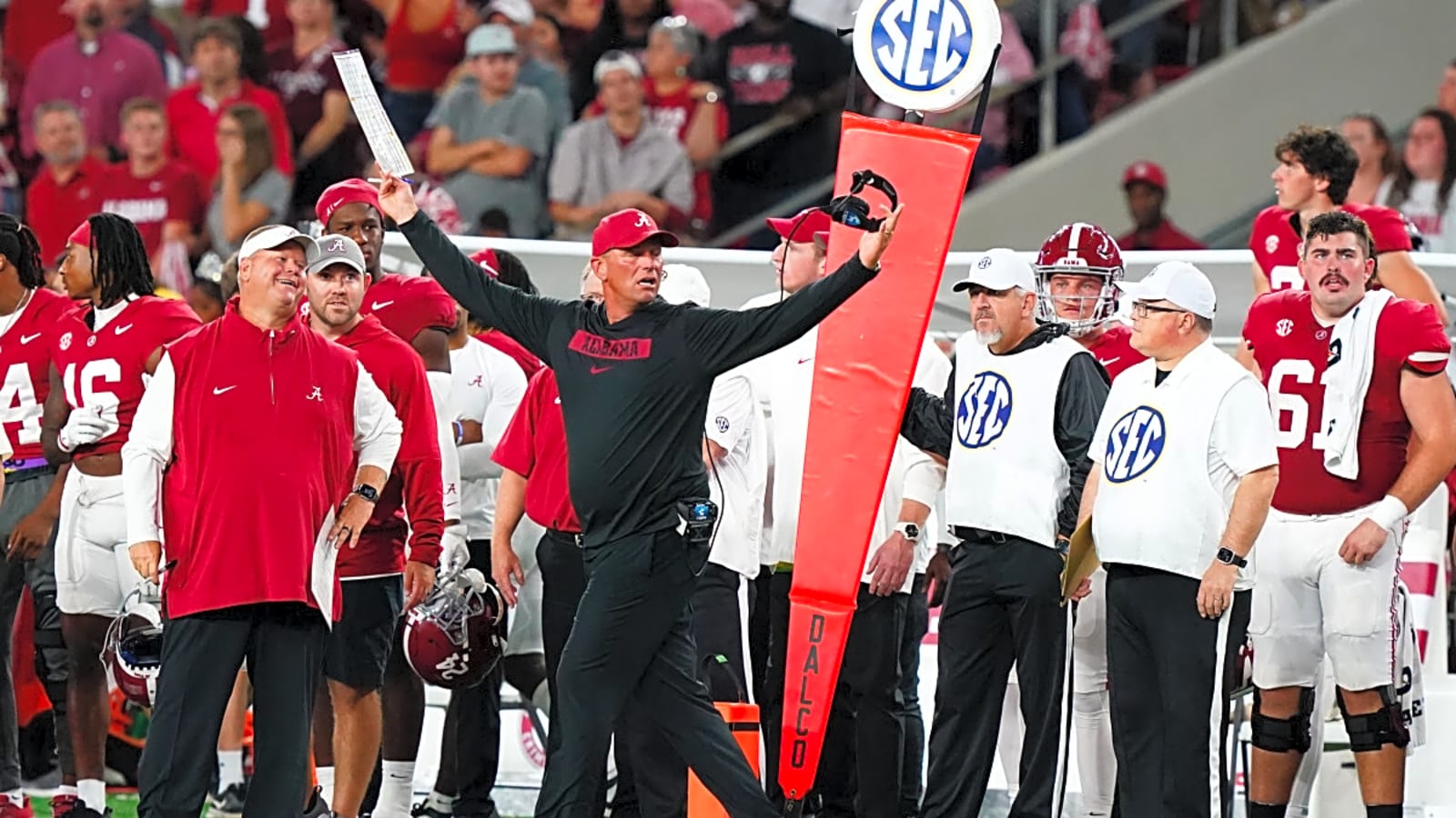 Five-Star LB Names Alabama As One of His Top 3 Schools