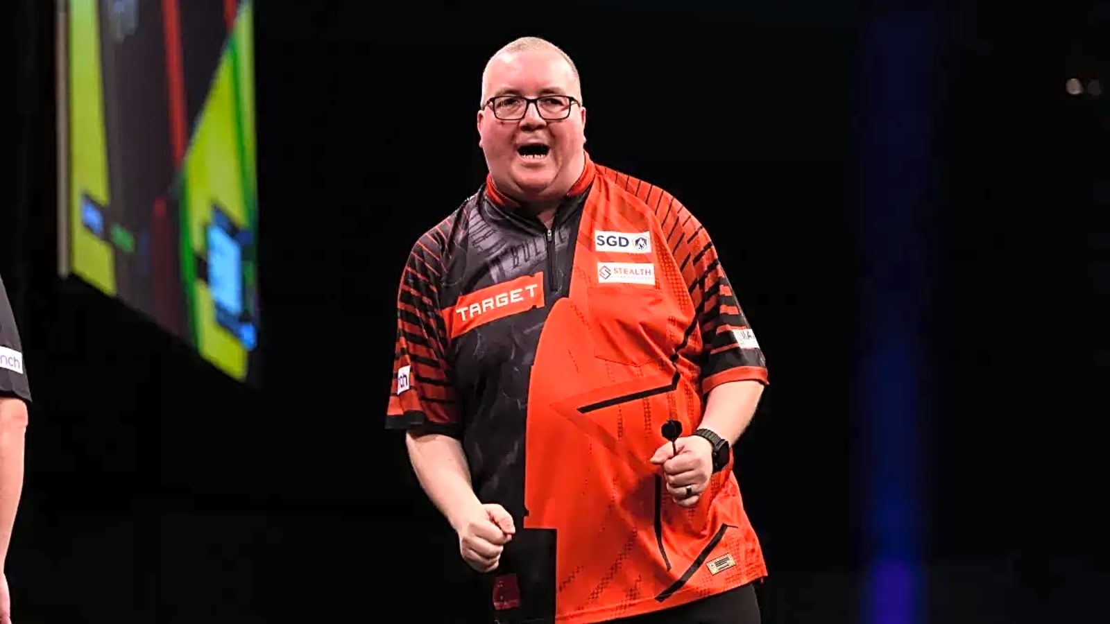 'Might take a picture with this microphone': Stephen Bunting jokes on no bed selfie due to lack of ProTour trophy