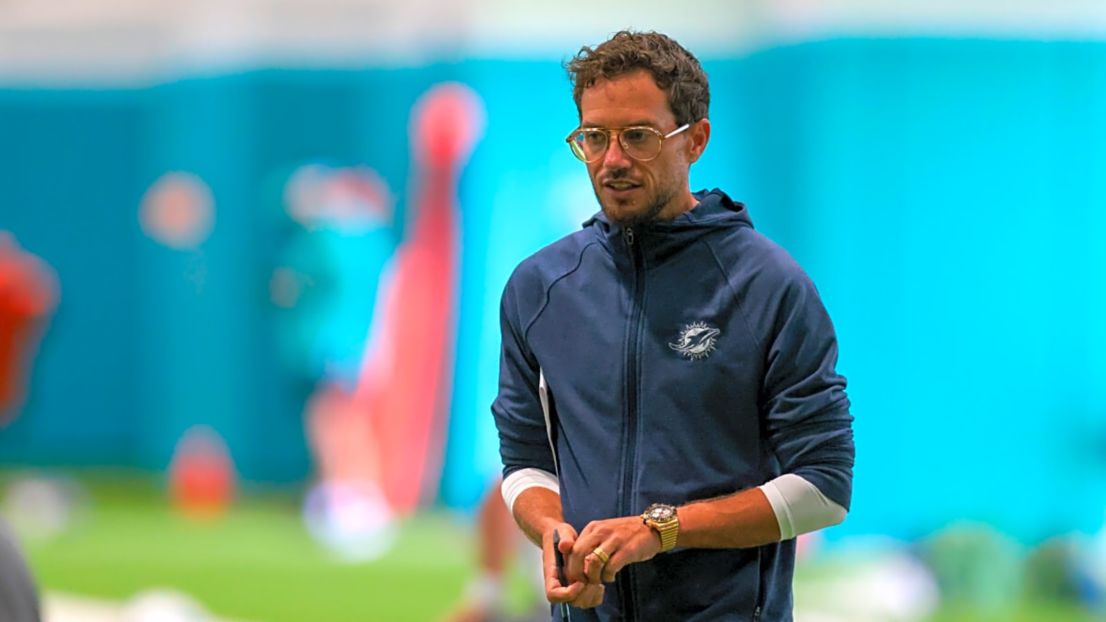 Dolphins Veteran Tackle Issues Warning to NFL