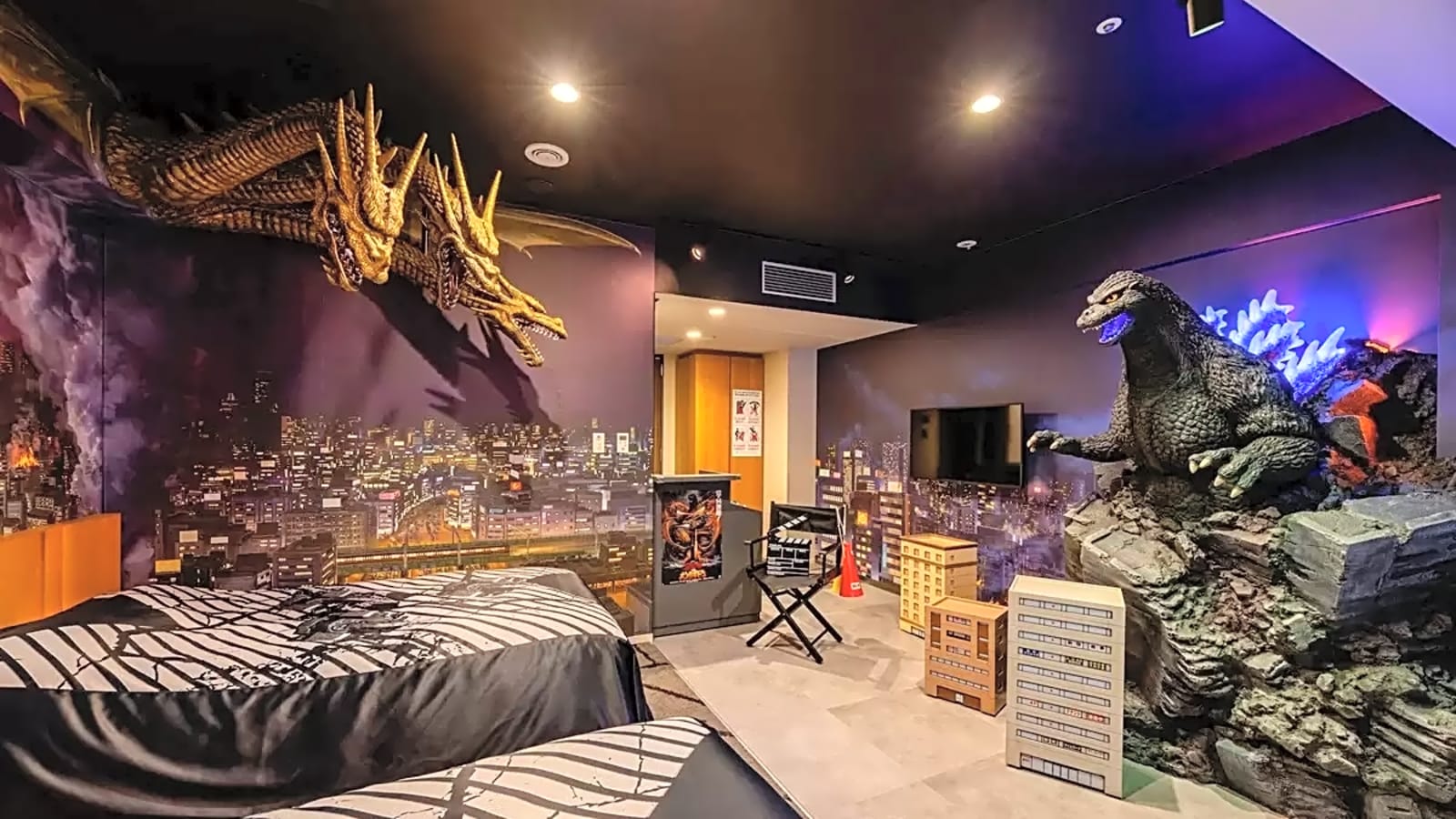Japanese Hotel Opens Interactive Godzilla vs. King Ghidorah Room