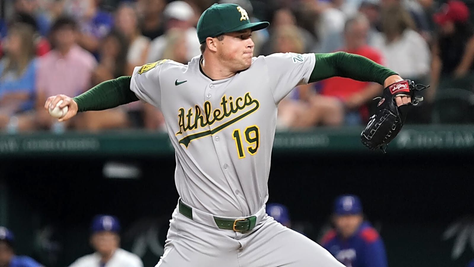 Dodgers Predicted to &#39;Break Prospect Bank&#39; for Athletics&#39; Flamethrowing Closer