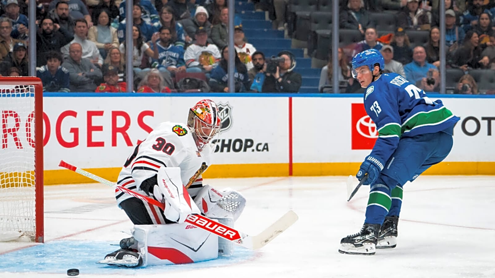Bertuzzi’s Hat Trick & Knight’s 43 Saves Lead Blackhawks to 5-2 Win Over Canucks
