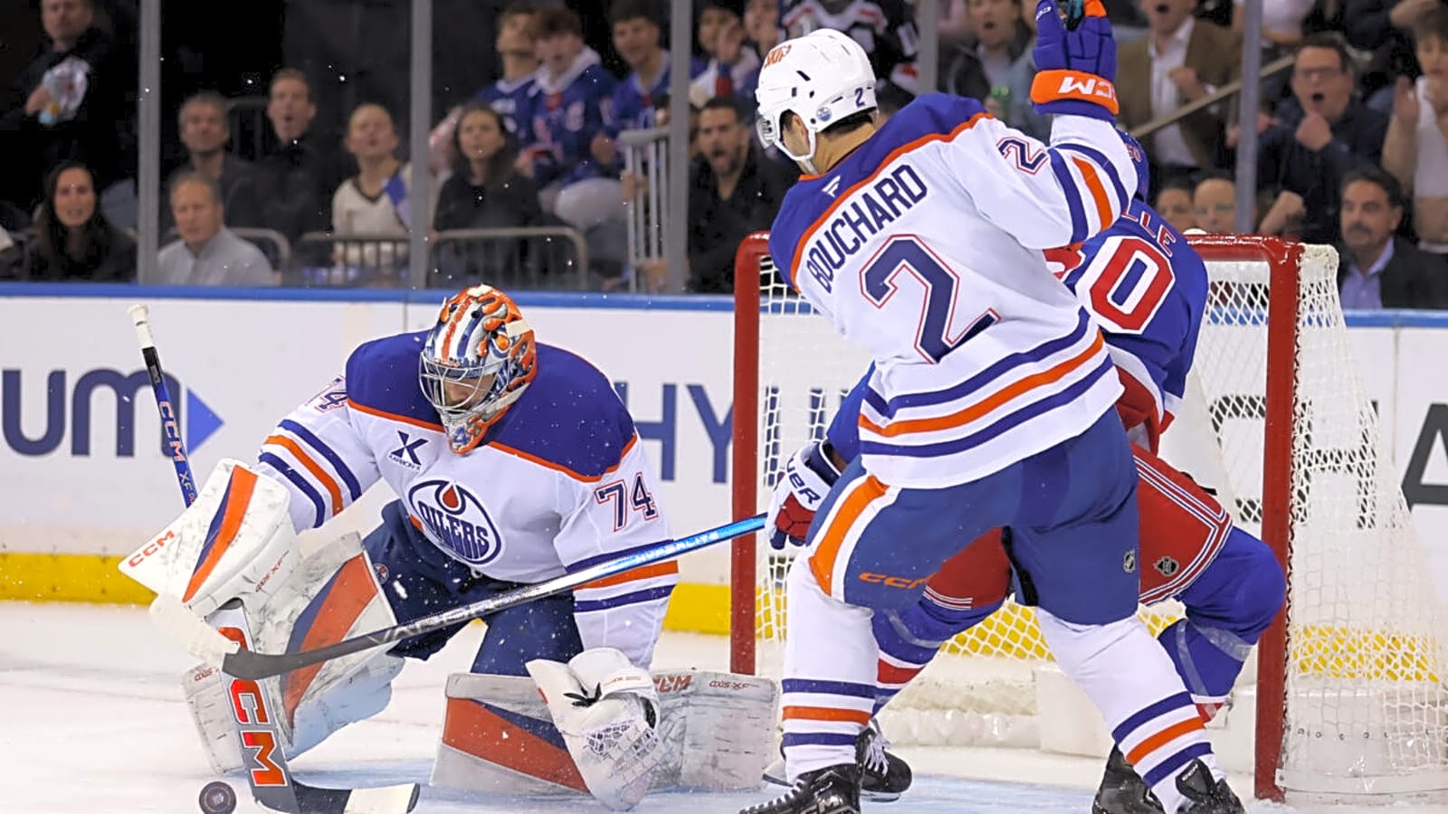 Oilers’ Goalie Question Gets Complicated with Skinner’s Shutout