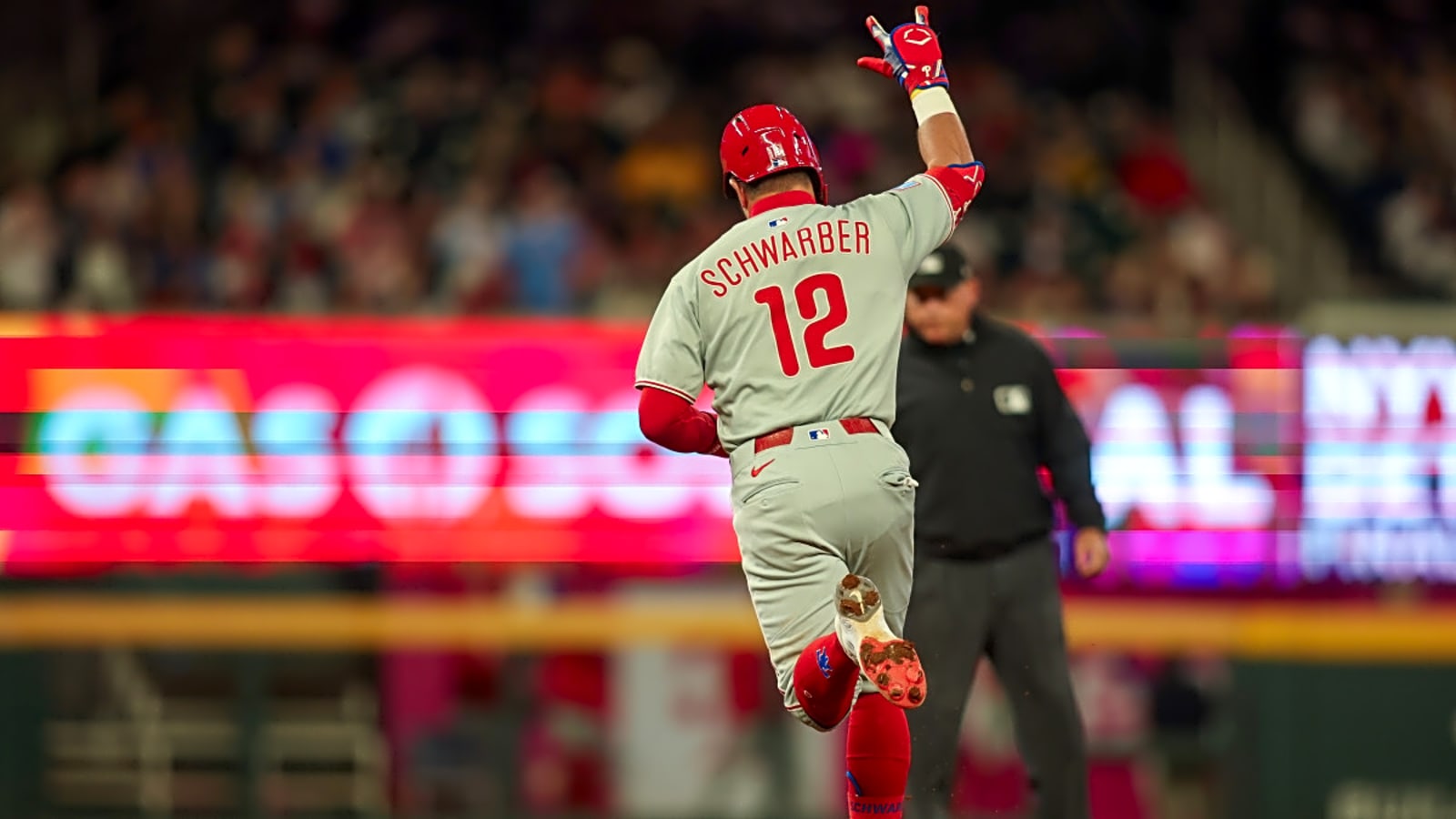 Phillies&#39; Kyle Schwarber Gets Unfortunate Outlook Amid Free Agency Questions