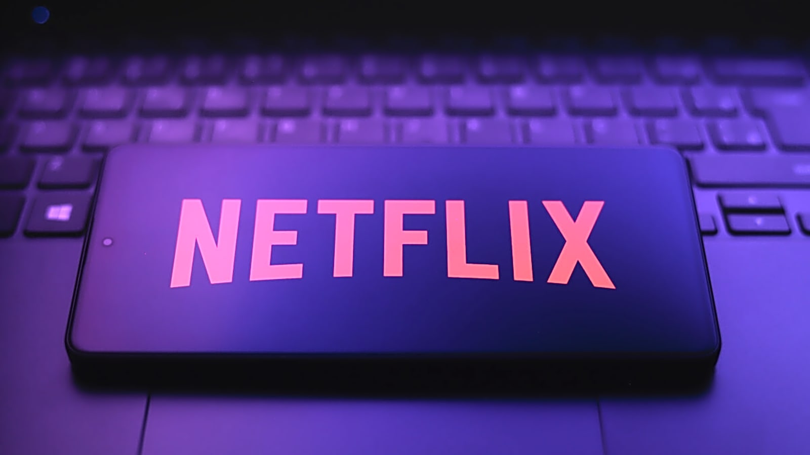 Netflix Fires Back at Damon and Affleck Over