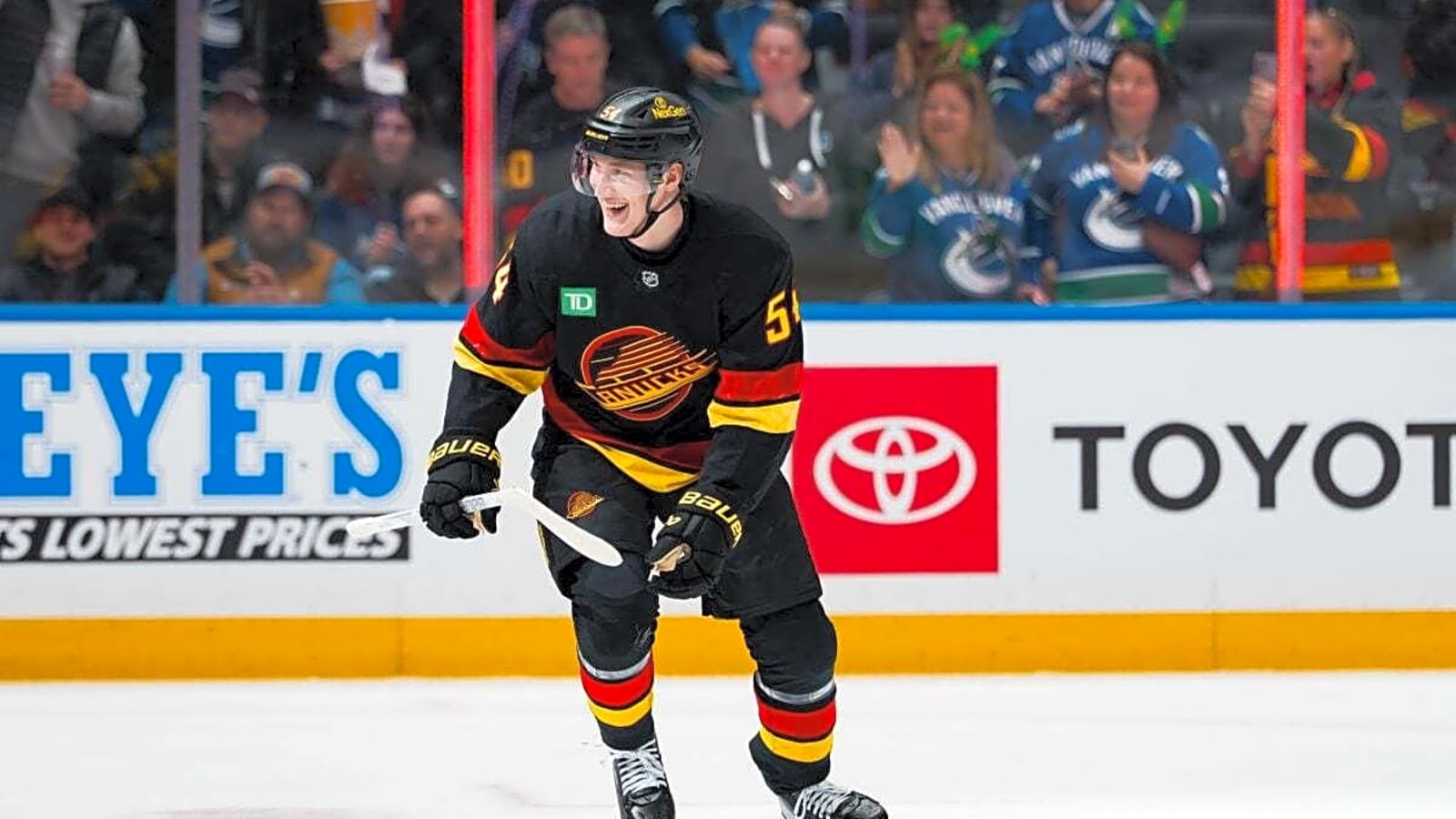 Canucks News & Rumours: Räty, Bains, Cootes & Lankinen
