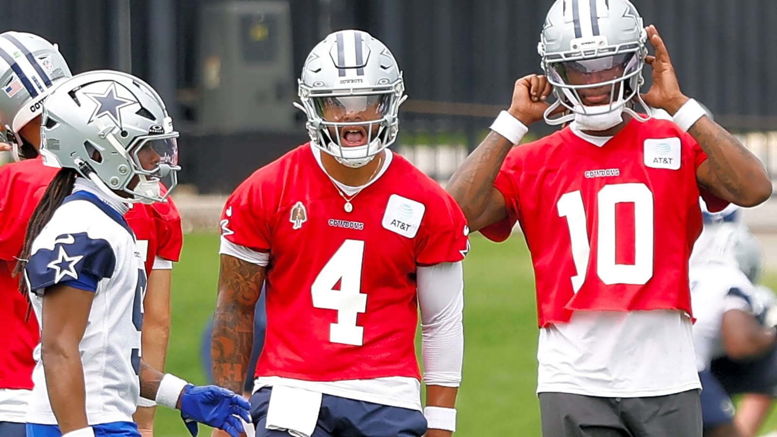 The Cowboys quarterback room changed this year, and there&#39;s already a tough decision waiting to be made by Brian Schottenheimer