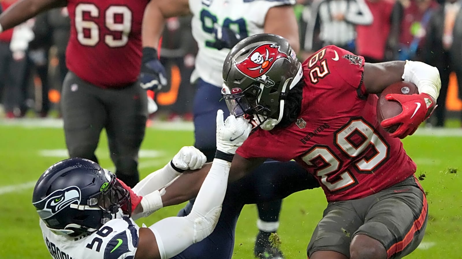 Tampa Bay Buccaneers at Seattle Seahawks Week 5 broadcast map — Will you be able to watch on TV?