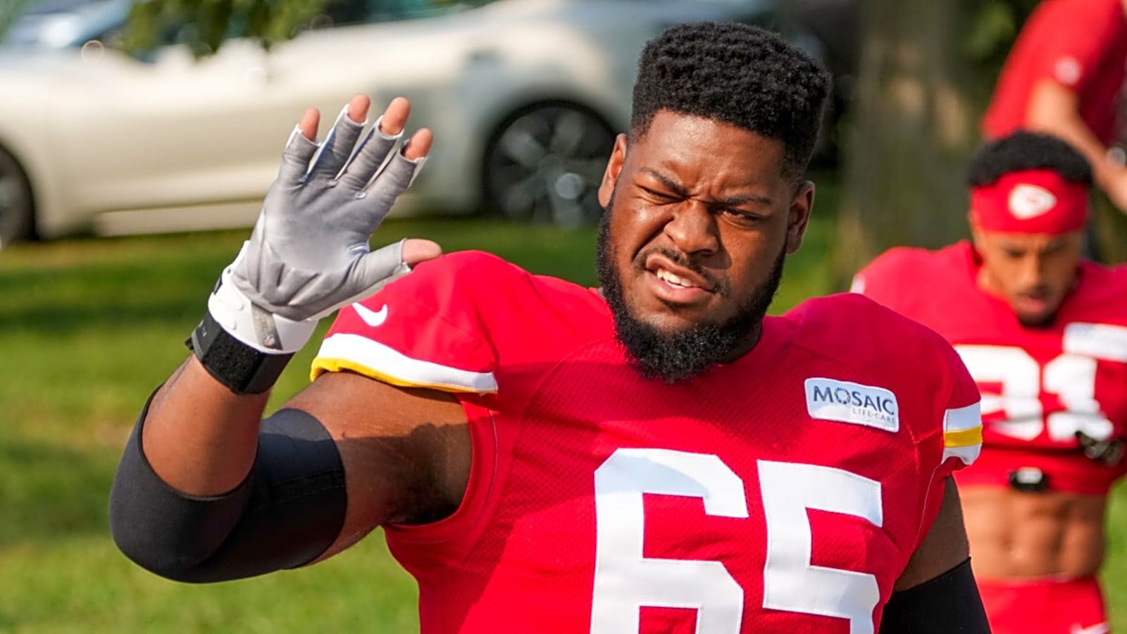 Chiefs&#39; Updated 2025 NFL Salary Cap Space: Trey Smith&#39;s deal gives Kansas City major flexibility heading into training camp