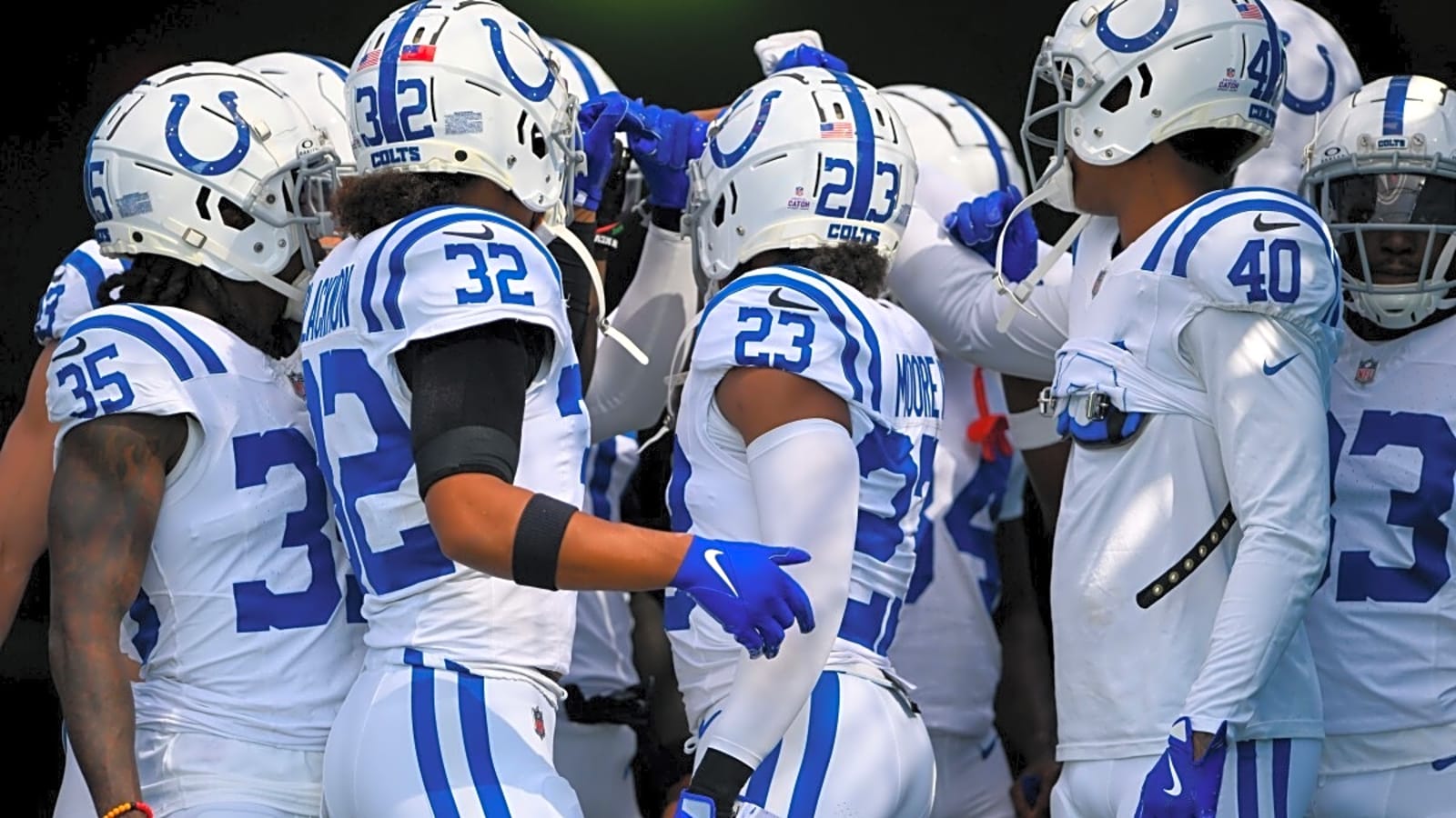 NFL anaylst urges the Colts to sign a veteran player ahead of training camp that fans have begged the team to sign in the past