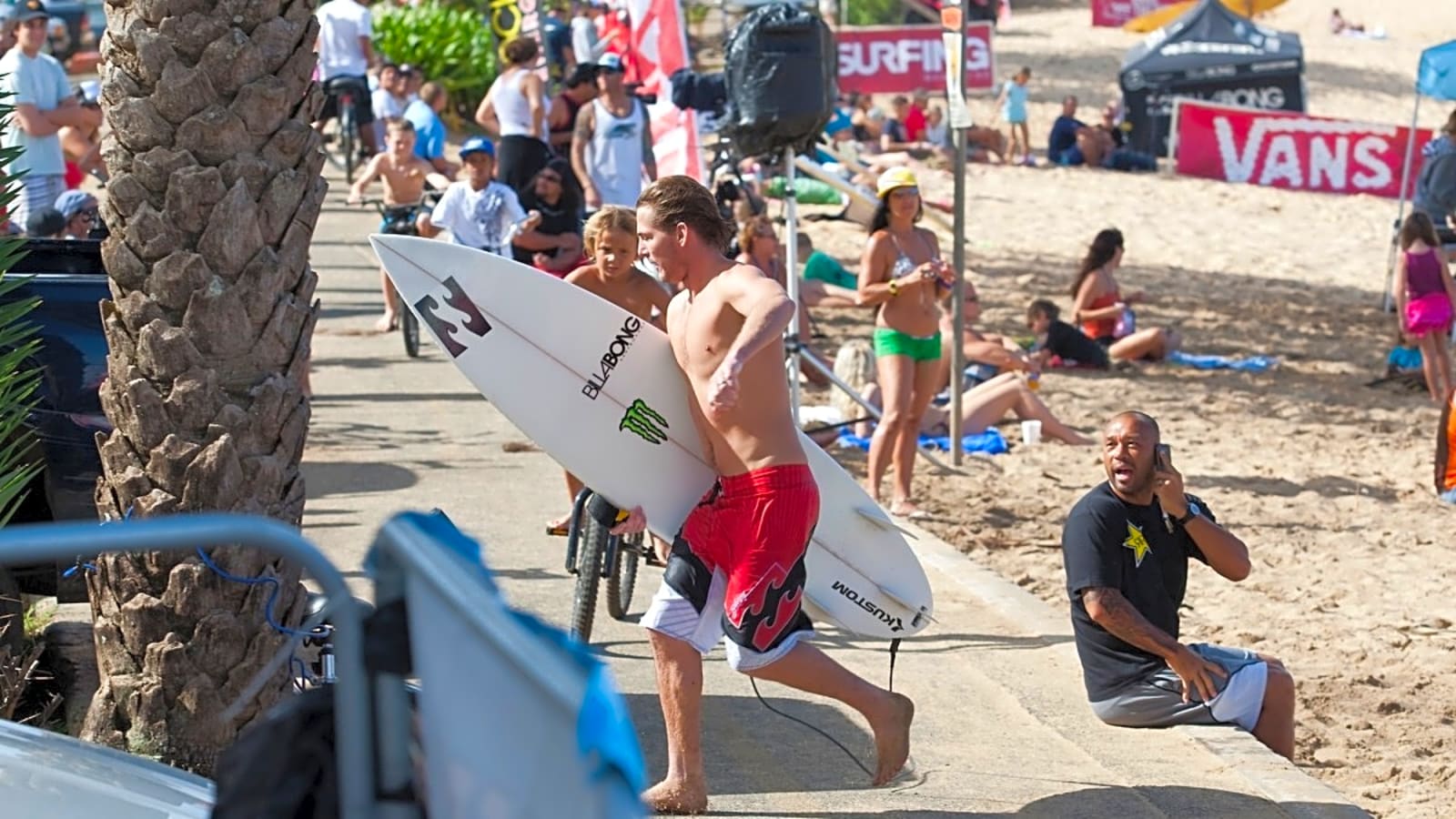 Oahu’s North Shore Bike Path Was Built on WWII Trains and Tsunami Carnage (Video)