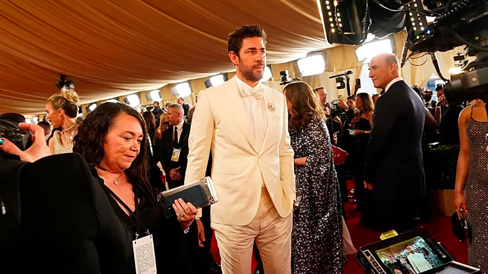 Exclusive: How John Krasinski, Jim Halpert would handle Celtics, 76ers’ playoff exits