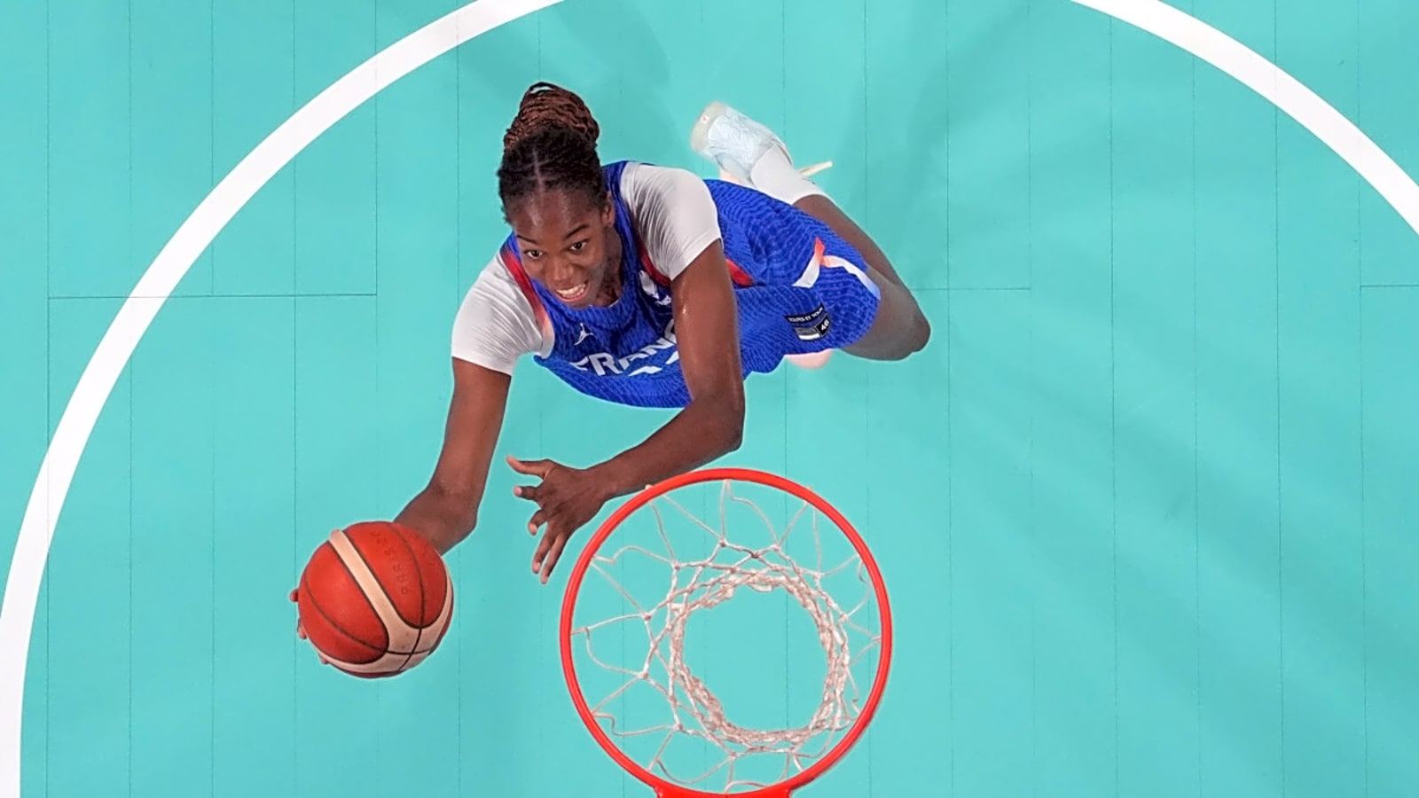 France&#39;s Dominique Malonga Introduces Herself on Social Media Before WNBA Draft
