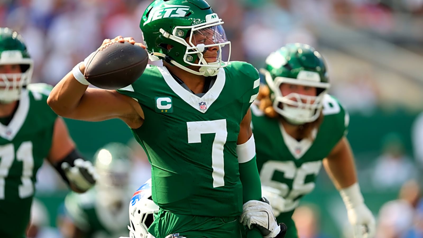 Why Justin Fields is Not Playing in Jets-Buccaneers Game