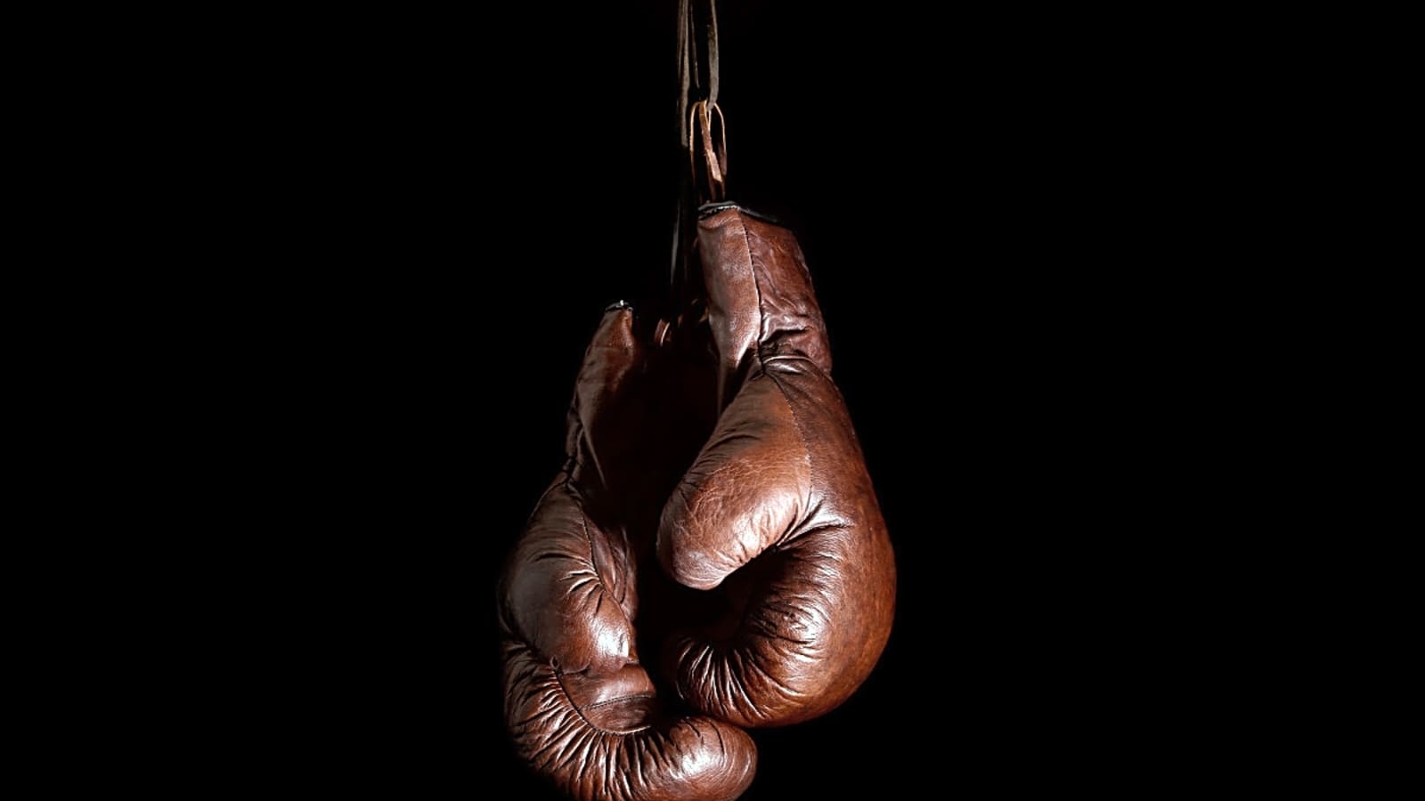 Boxing World Mourns The Passing of Promising 28-Year-Old Japanese Boxer