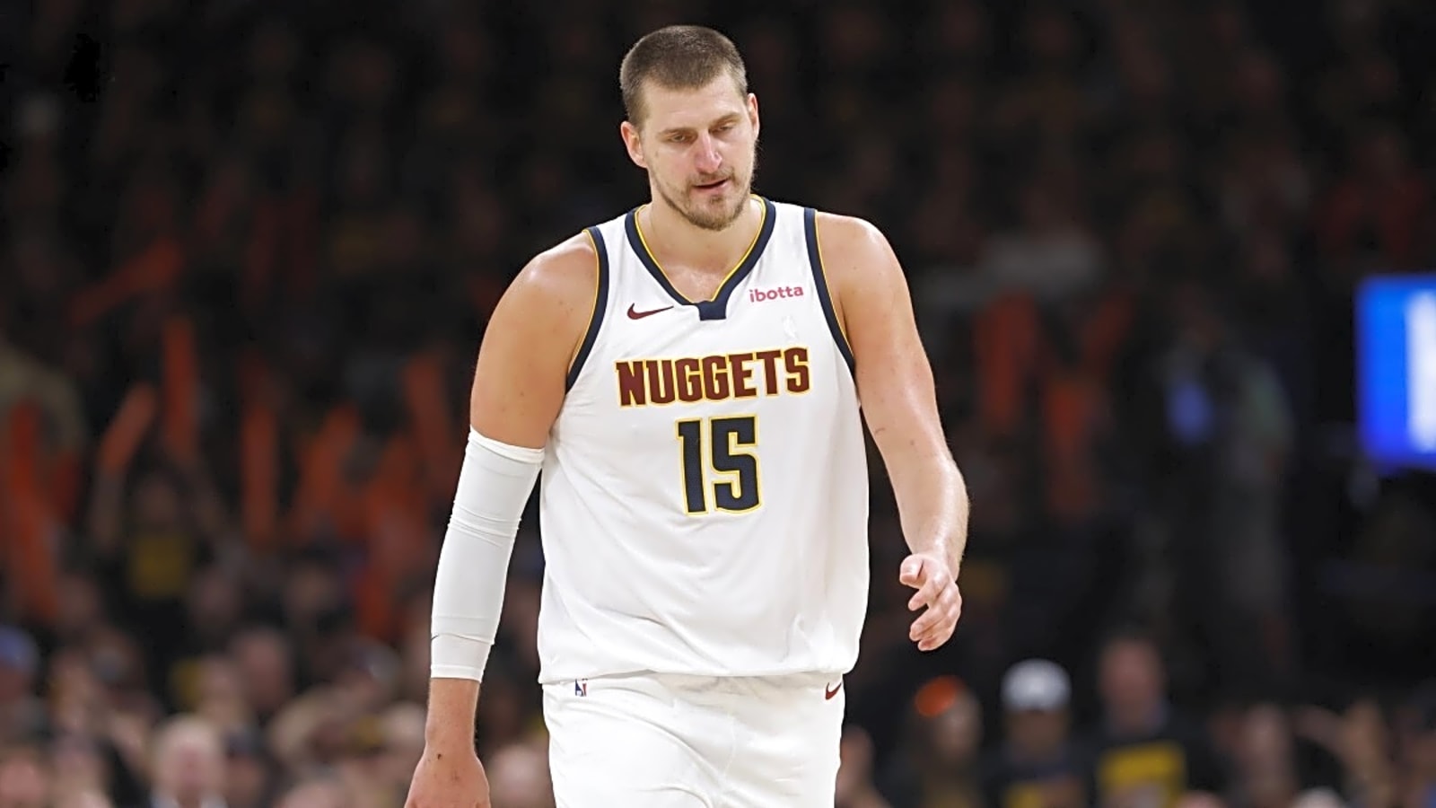 Former NBA Player Lists His 5 Greatest Centers In NBA History, Fans Think He Missed Out On Spurs Legend