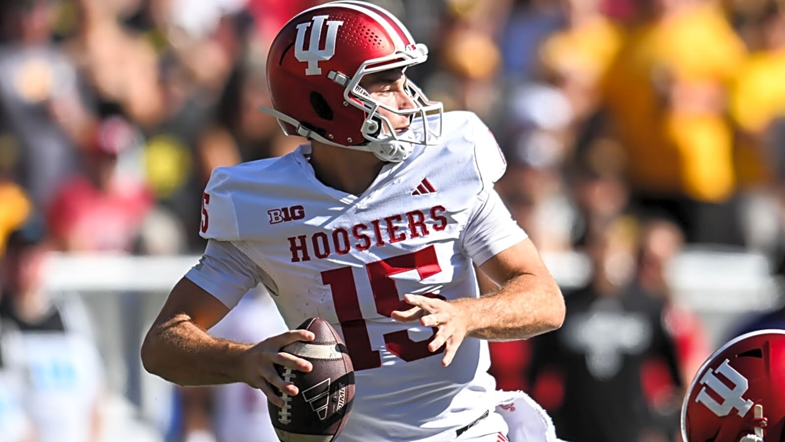 Heisman Trophy Rankings: Mendoza vs. Moore