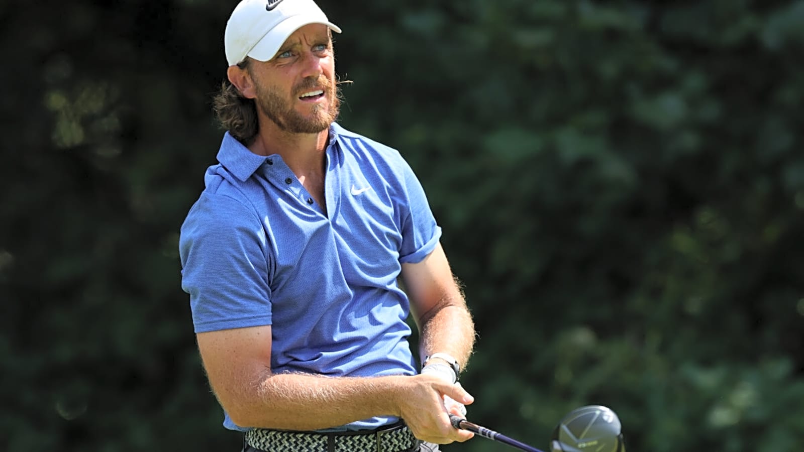 Golf Star&#39;s Birdie Gets Astonishing Assist From a Bug