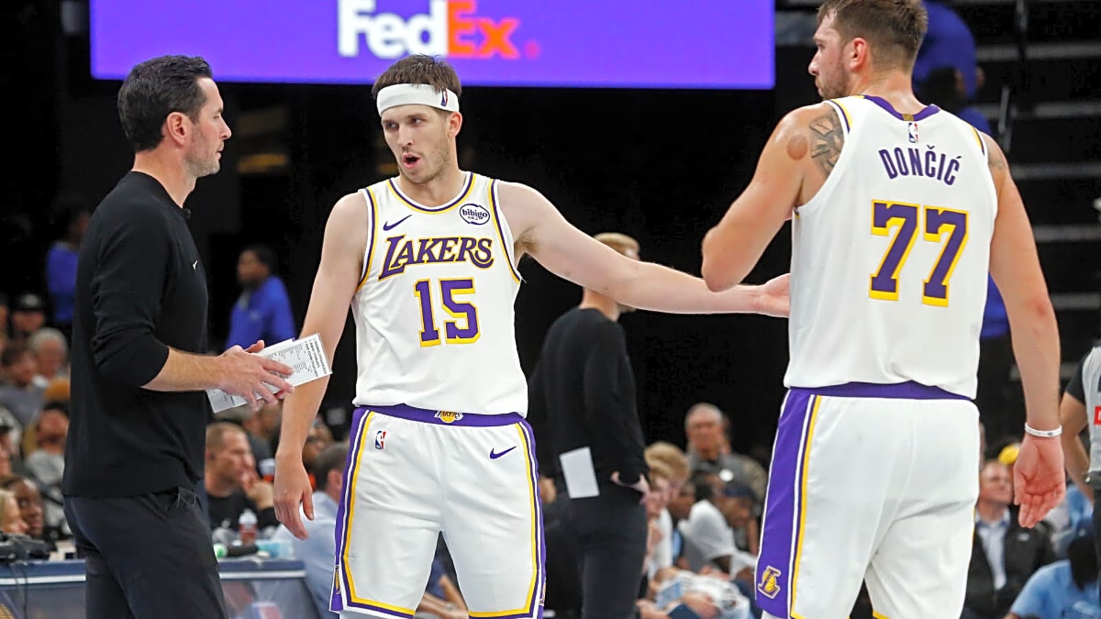 Luka Doncic Sends Clear Message After Austin Reaves Leaves Lakers Game ...