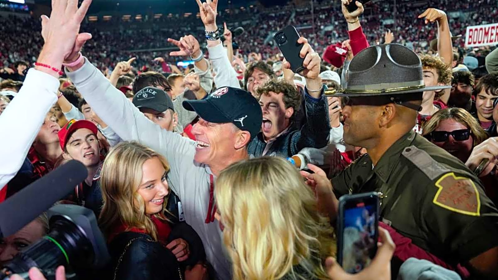 Respected college football analyst offers surprising take about the Oklahoma Sooners College Football Playoff hopes in 2025
