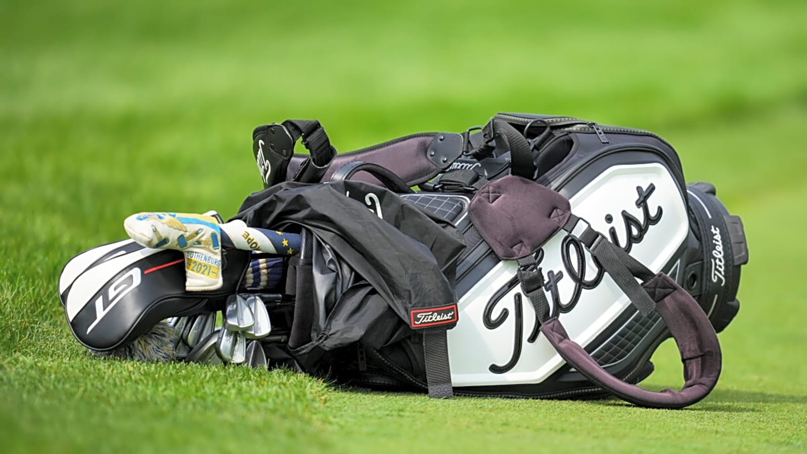 Titleist Eliminates Need for This Commonly Used Gadget with New Golf Ball Release