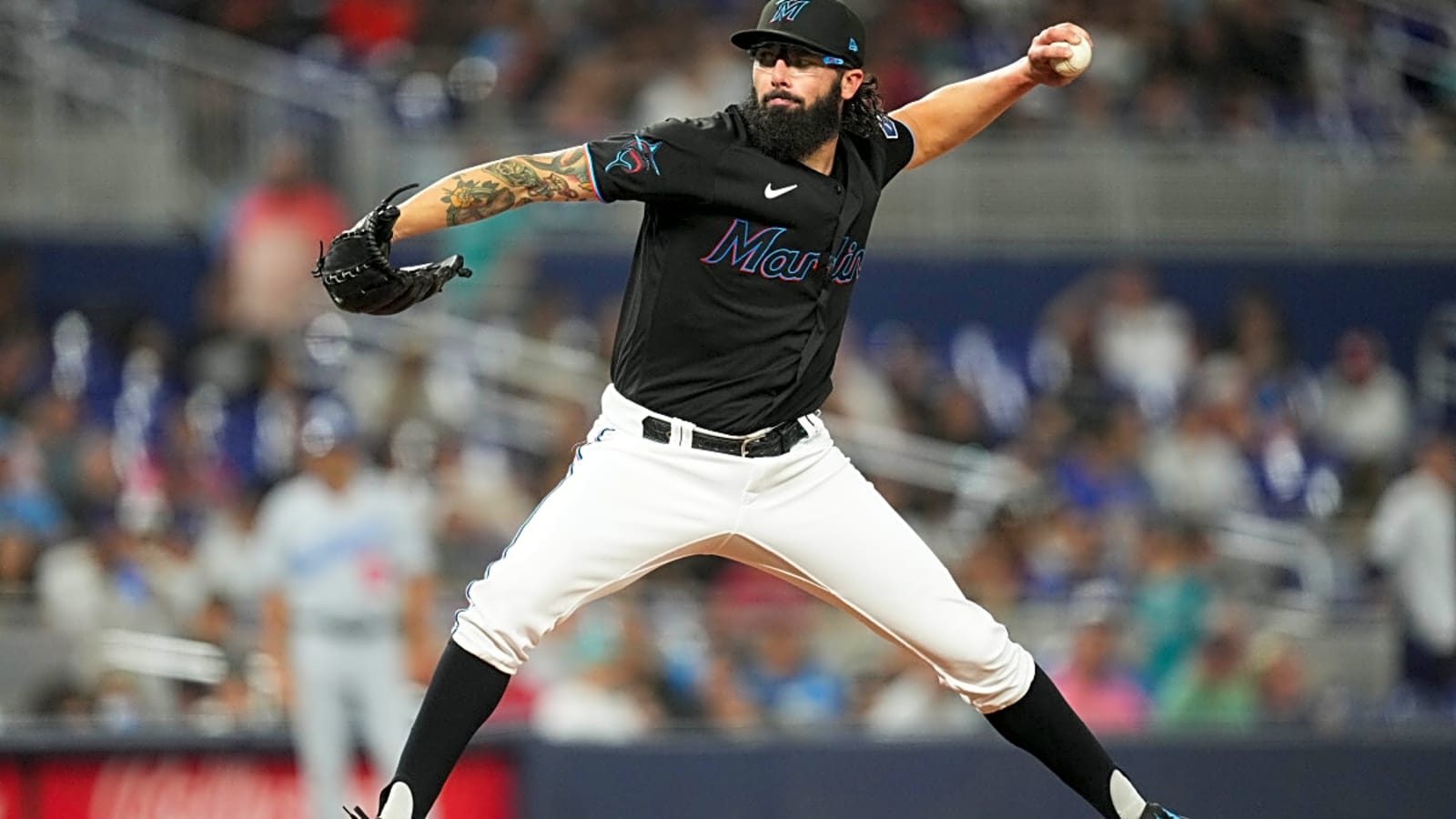 Tigers Bring in Former Twins Lefty for Pitching Depth