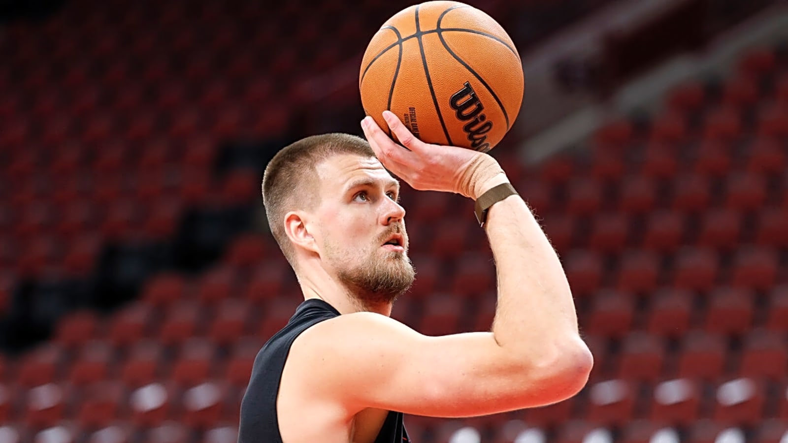 Warriors Announce Kristaps Porzingis Injury Update Before Spurs Game