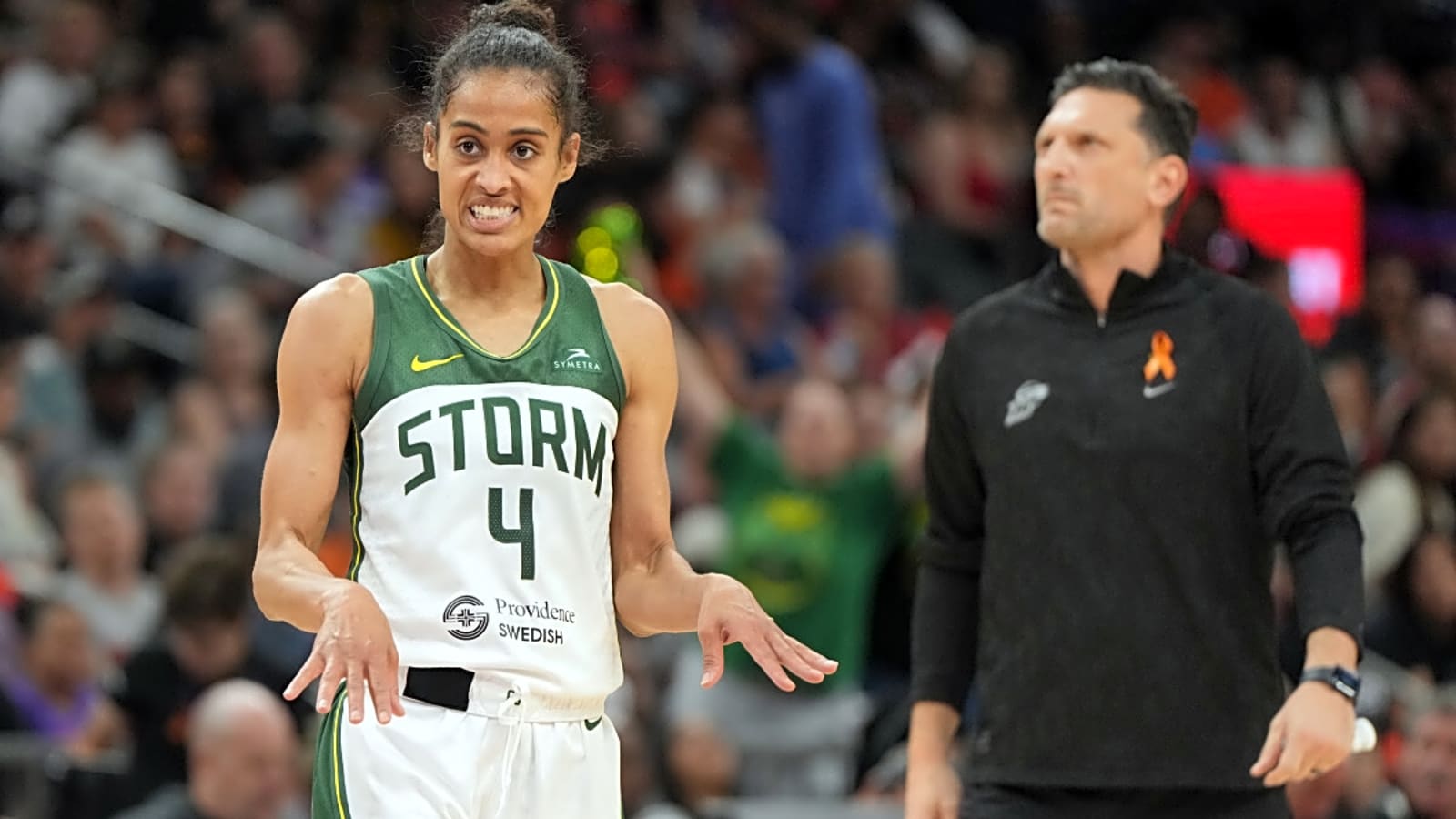Skylar Diggins Trolls Mercury During Storm&#39;s Win