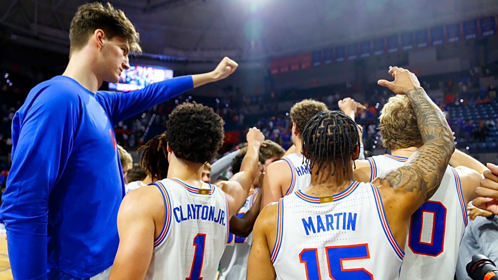 Florida&#39;s 7-Foot-9 Center Reportedly Tried to Play Football for Gators