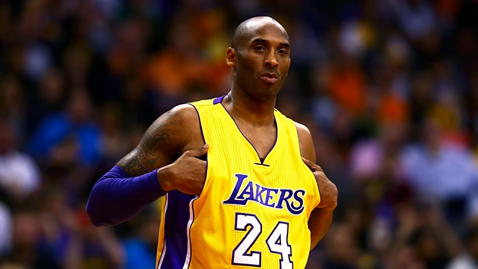 Tyronn Lue Says Kobe Bryant Challenged New Lakers Players 1-On-1 Just To Prove It&#39;s His Team