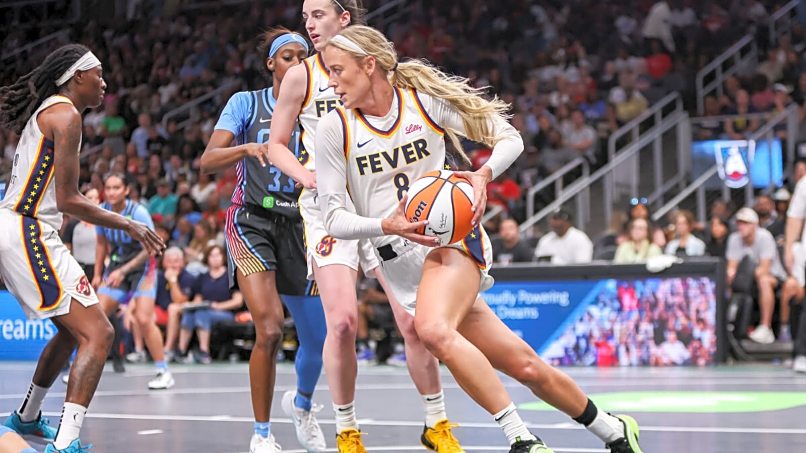 Lexie Hull Sends Message on Sophie Cunningham&#39;s Fever Debut