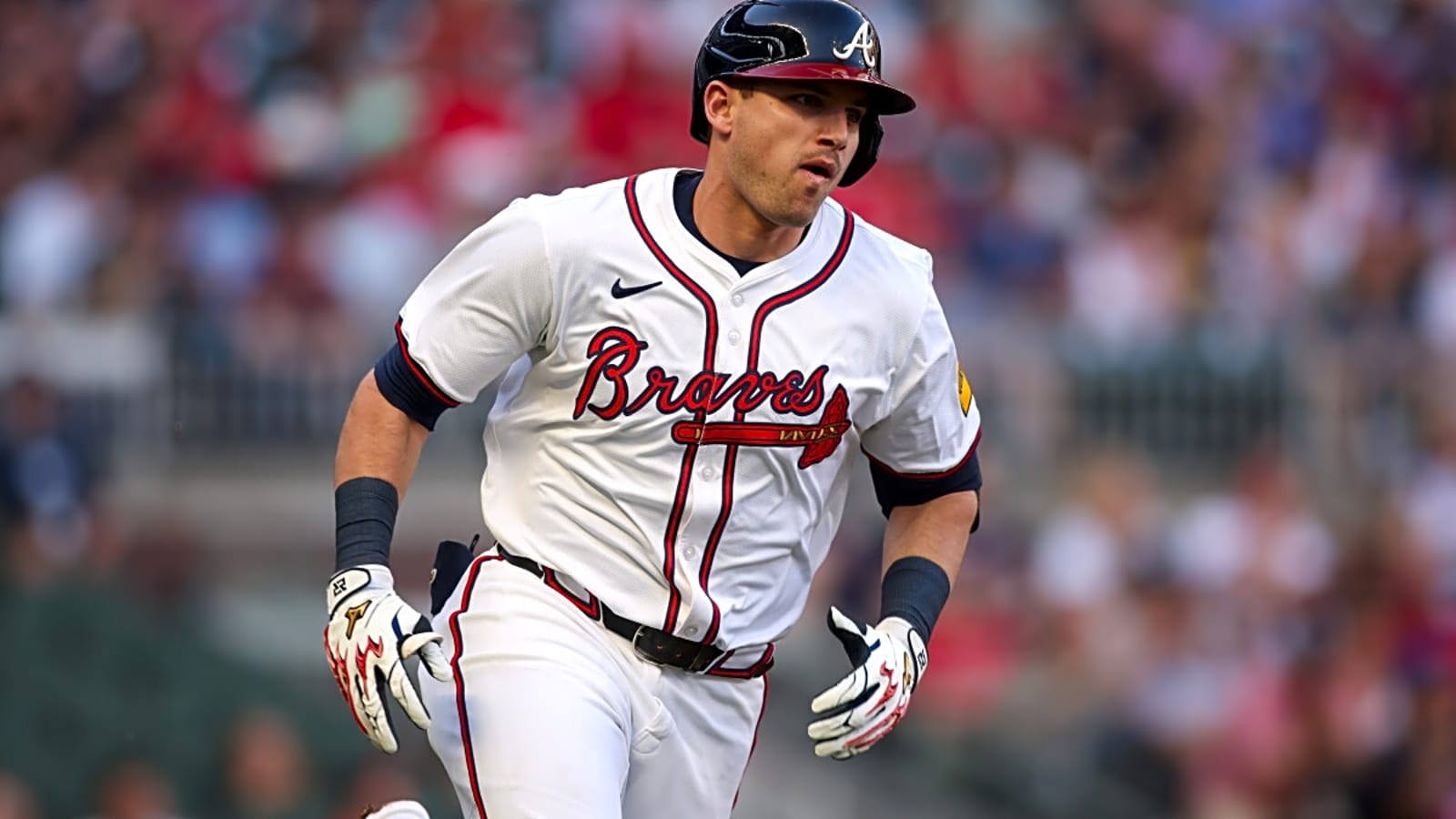 Cubs Trade Idea Addresses Position of Need with Braves Infielder