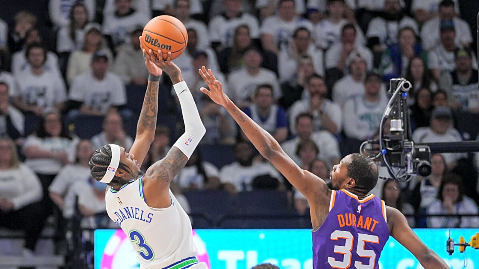 Timberwolves Puzzled As Kevin Durant Was Open to Joining Them Back In February