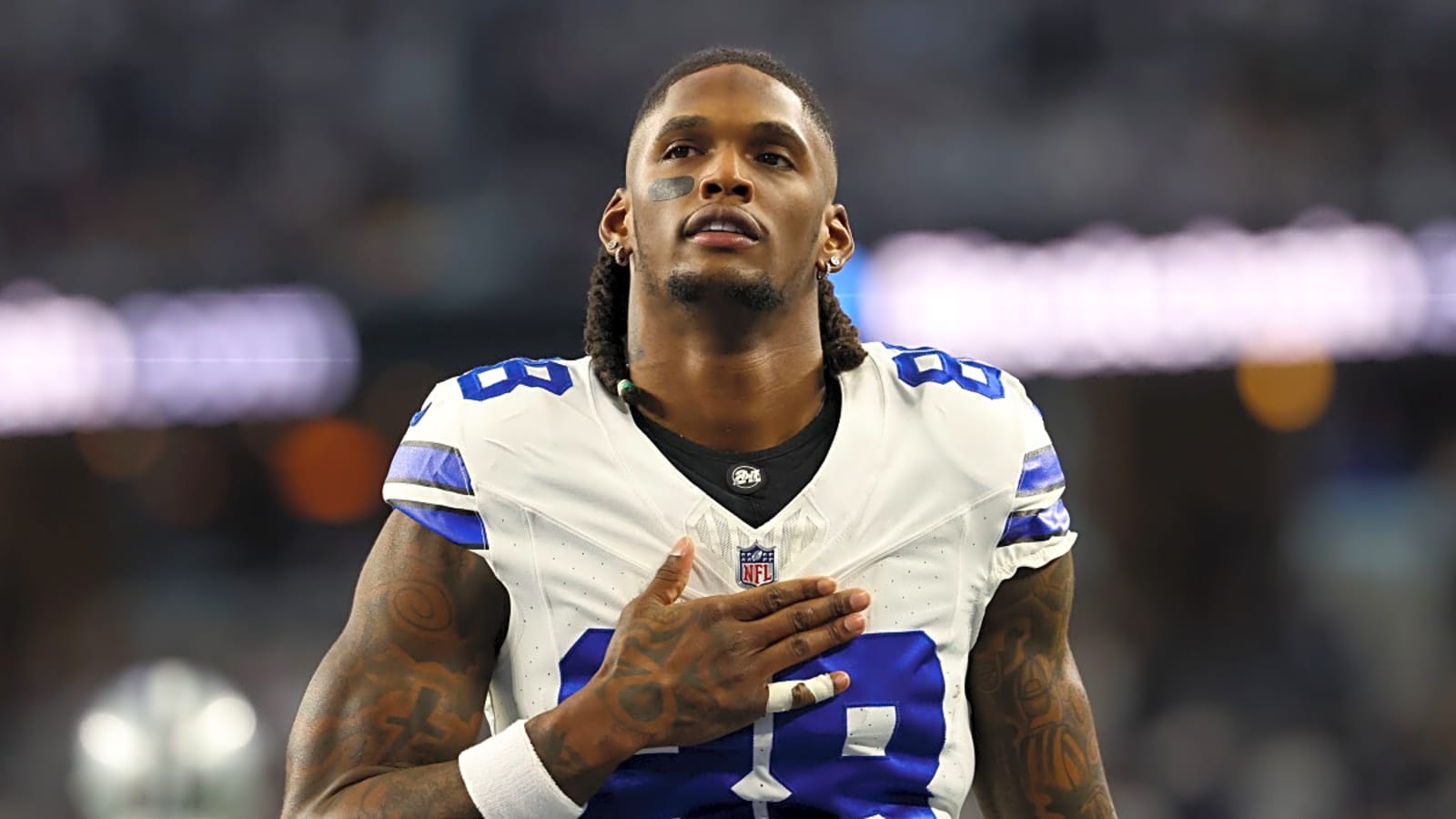 Cowboys Make Roster Move Amid CeeDee Lamb Development 