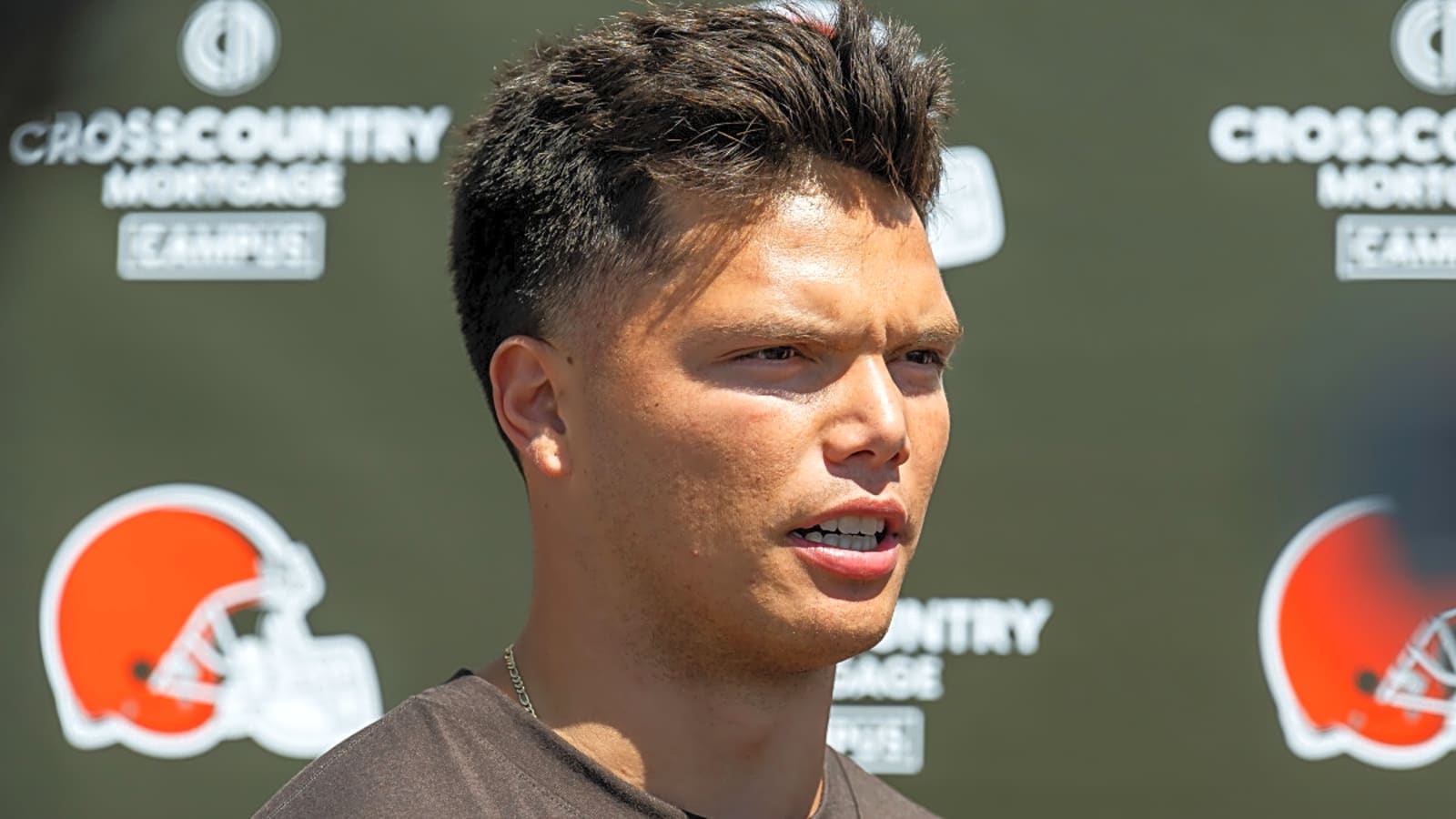 Browns Sign QB Dillon Gabriel to 4-Year Rookie Contract