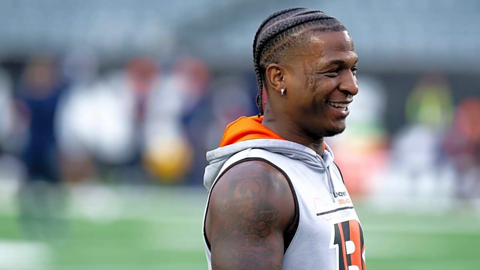 Former Bengals starter among ESPN analyst&#39;s top five free agents remaining with NFL training camps right around the corner