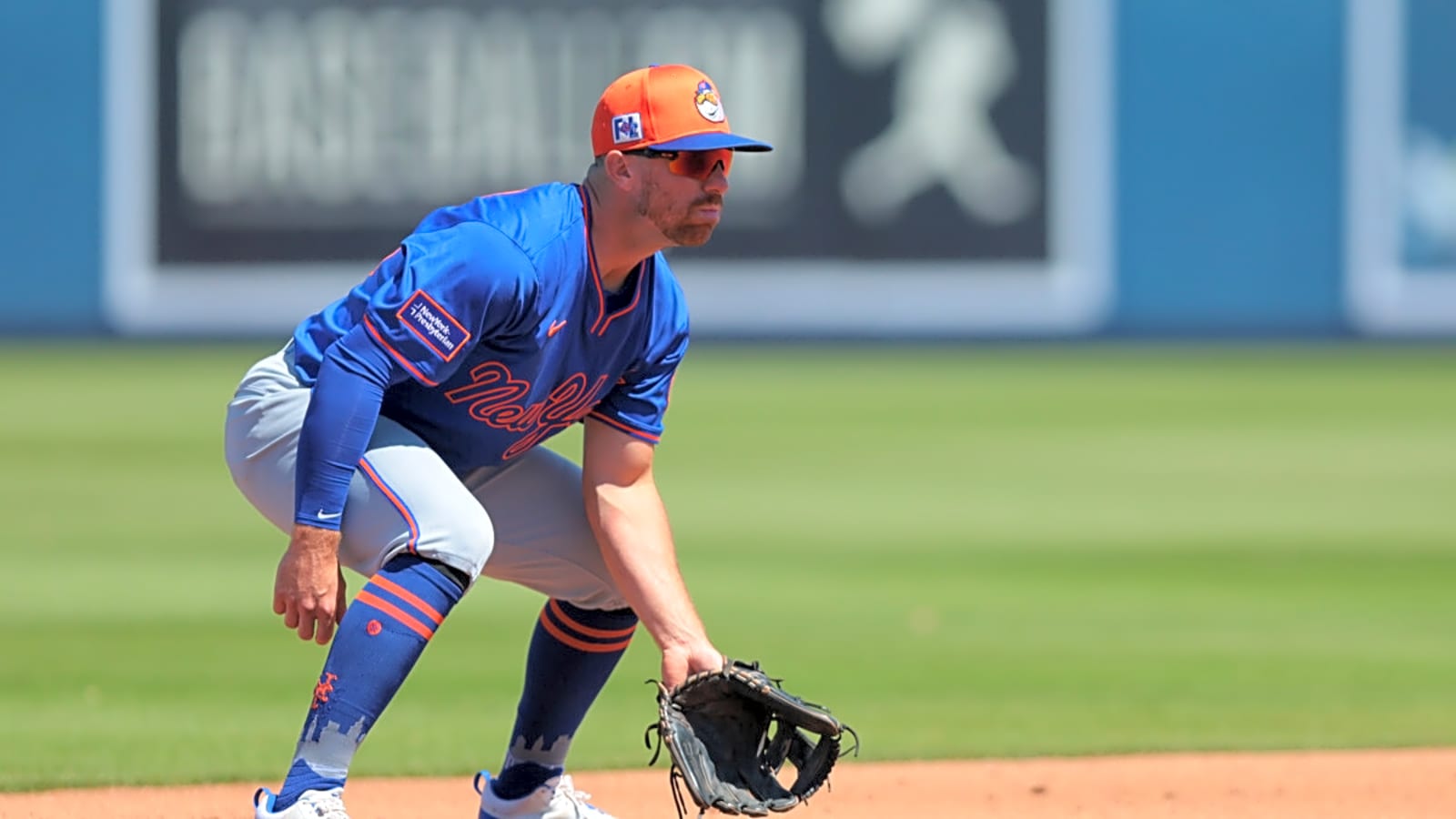 Phillies, Mets Complete Trade Despite NL East Standing Battle