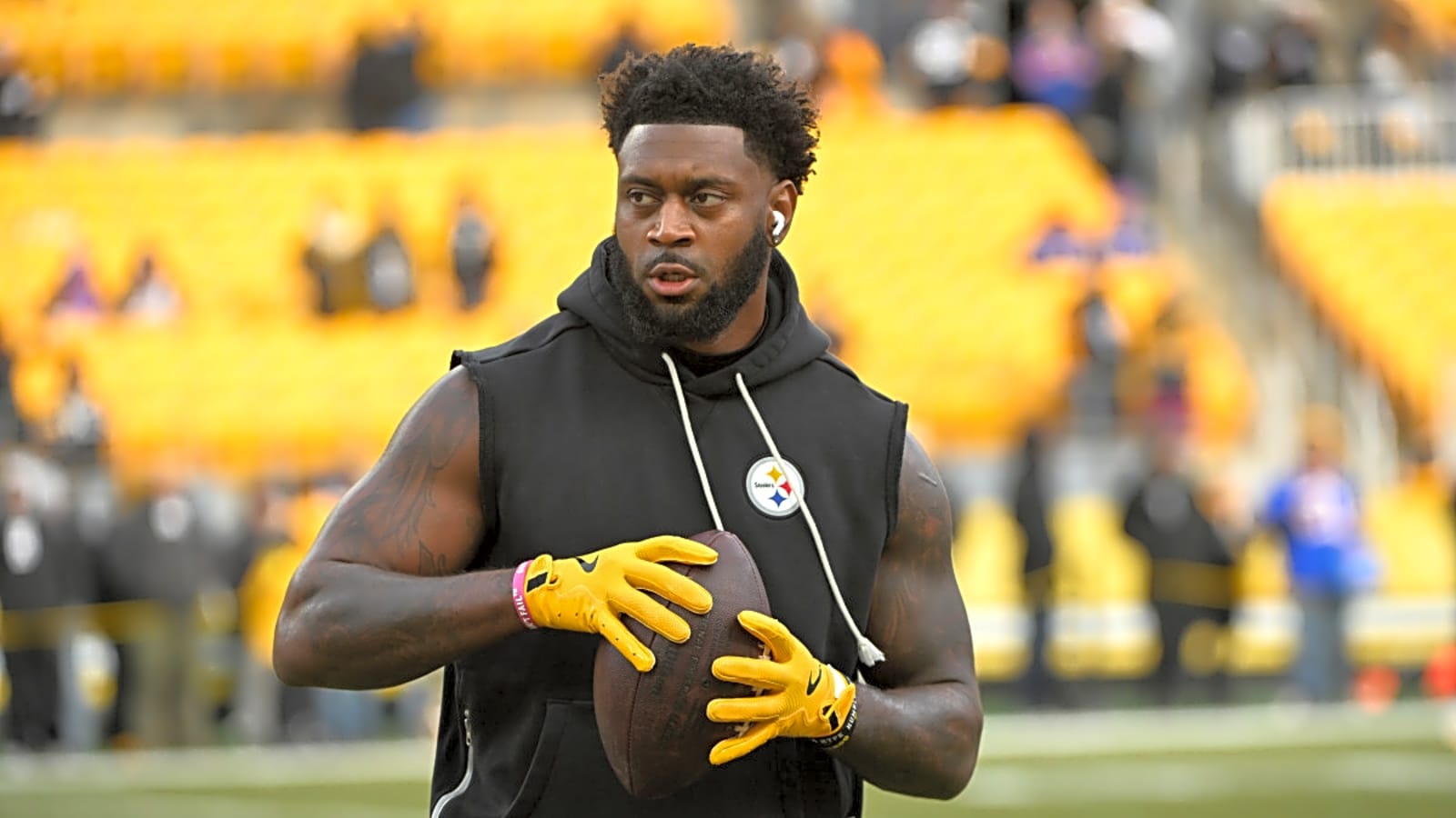 Steelers Announce Patrick Queen News After Leaving Bills Game