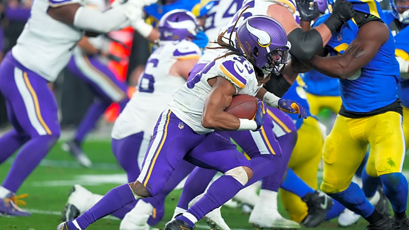Vikings RB Aaron Jones gets the recogntion he deserves from his peers with a bold statement from himself