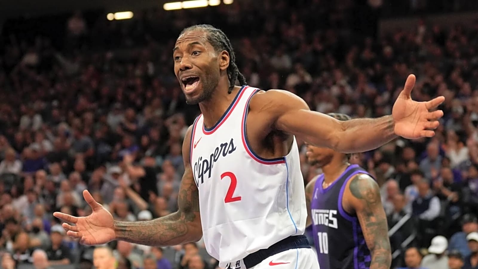 Kawhi Leonard At Risk Of Losing Clippers Contract?