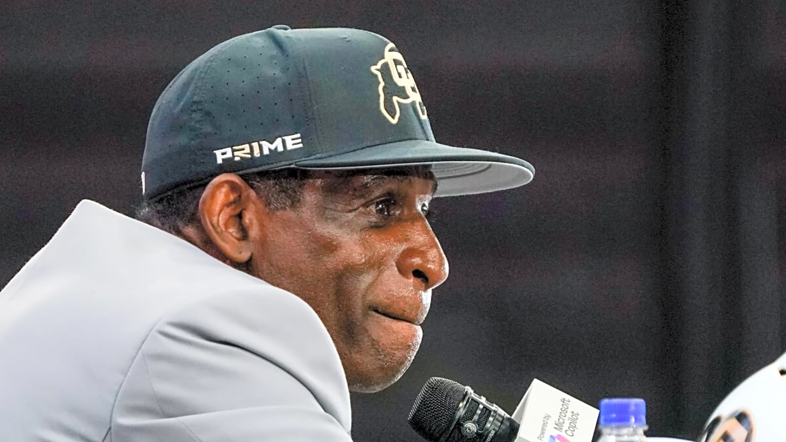 Deion Sanders Issues Strong Warning to Players While Attending Class