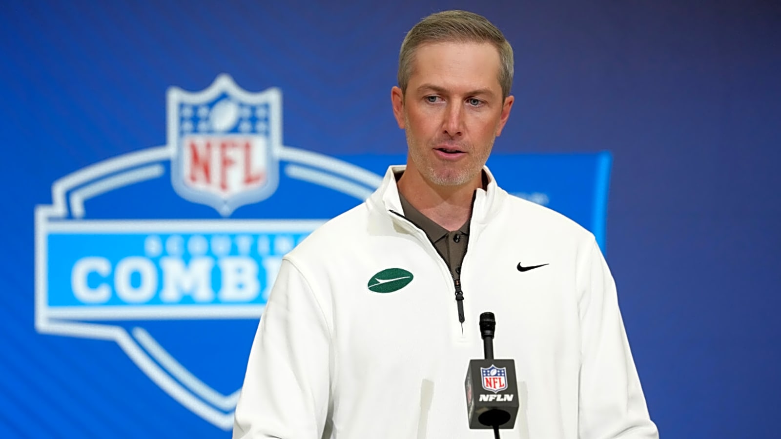 Jets take a different path than most would suggest to land a QB in a new 2026 NFL mock draft, but it could lead to a big reward